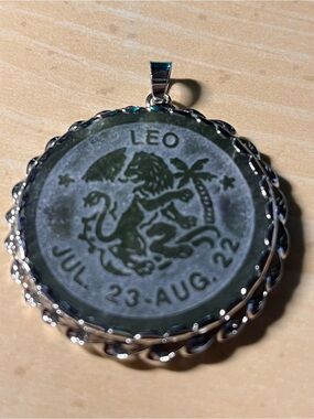 Leo Zodiac Pendant Necklace 
Green stone & Sterling Silver